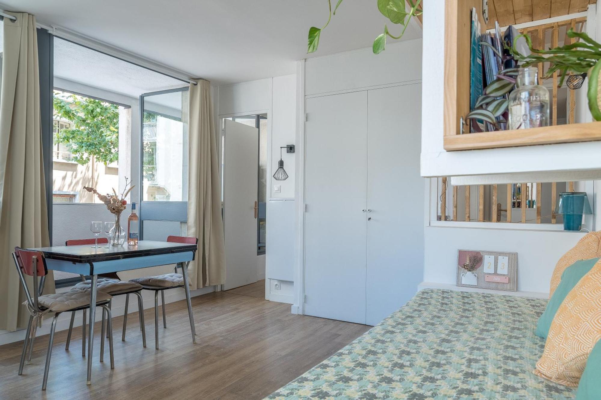 *Las Flores* Joli Studio Avec Balcon マルセイユ エクステリア 写真